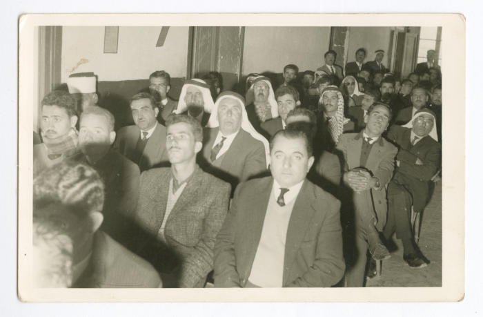 عدد من الأساتذة