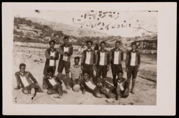 عبد الرحيم محمود وزملائه لاعبي فريق كرة القدم في نادي عنبتا الرياضي، 1928