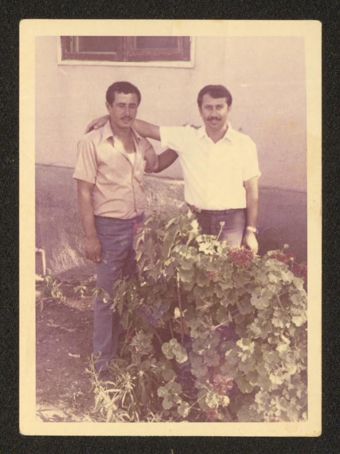 يوسف البيطار وشقيقه أحمد البيطار، طولكرم، 1980