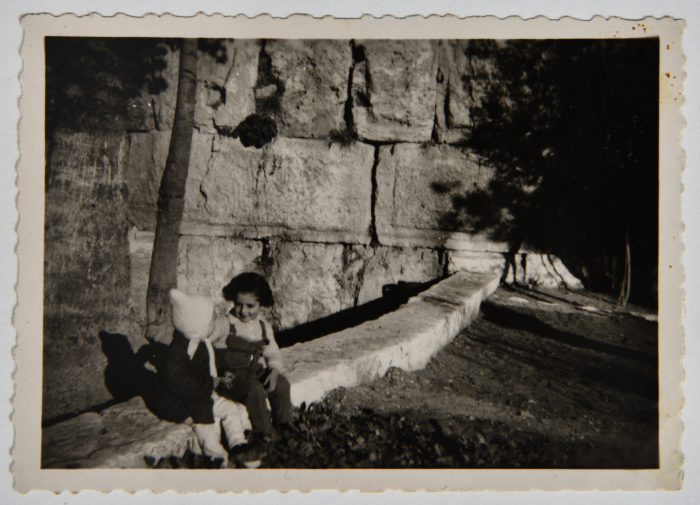 Nano Ashrawi (Naifah) in 1949