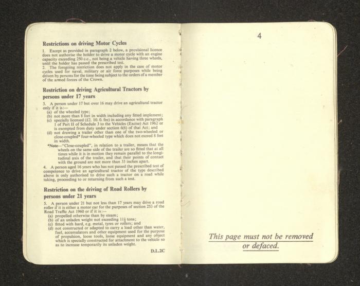 رخصة سياقة صادرة باسم نزهة نسيبة، 1966