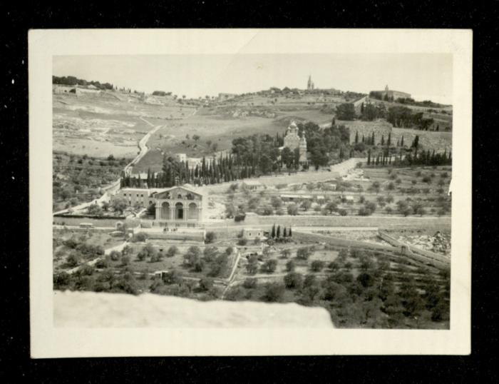 كنيسة الجثمانية على جبل الزيتون في مدينة القدس، عشرينيات القرن العشرين