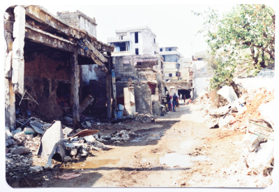 زقاق، مخيم شاتيلا، 1988