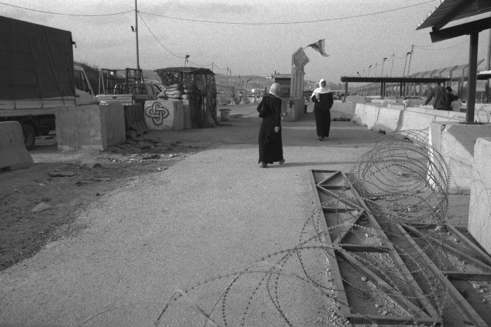 حاجز الاحتلال 