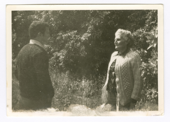 Hind al-Husayni with her nephew Jamil al-Husayni
