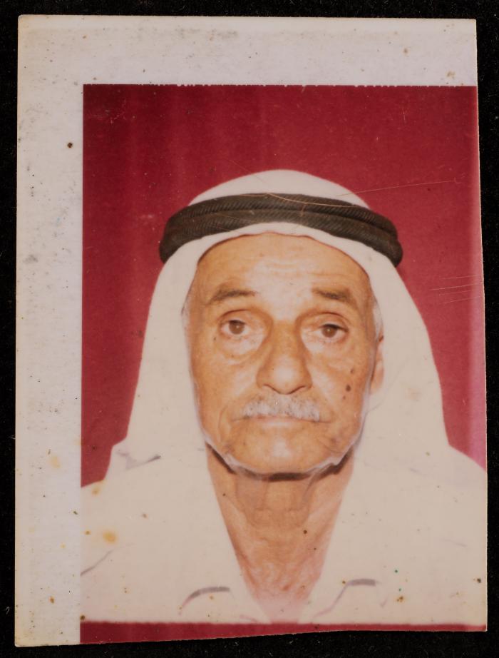 صورة شخصية لمحمود  قرارية، 1969