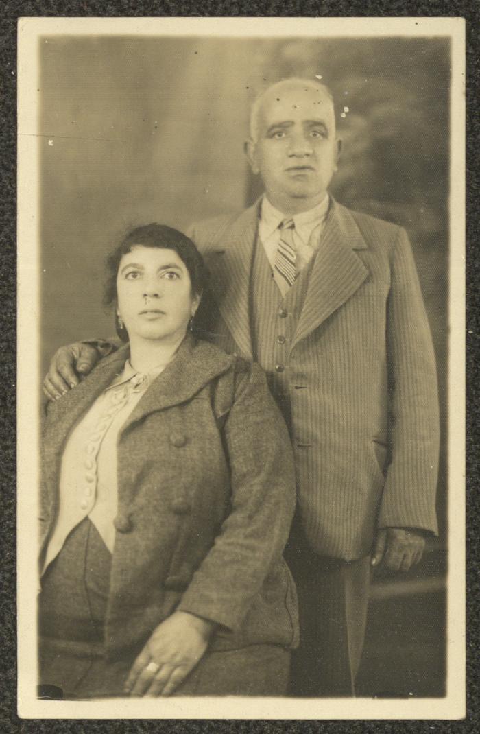 Jubran Qassis and Maria Sam'an, Beit Jala, the 1940s 