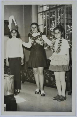Girls from Dar al-Yatemat