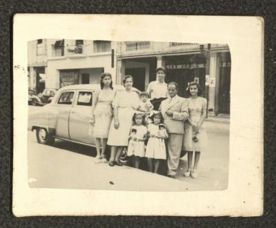 ميخائيل صليبا توما وعائلته، الإكوادور، 25 كانون الأول 1947