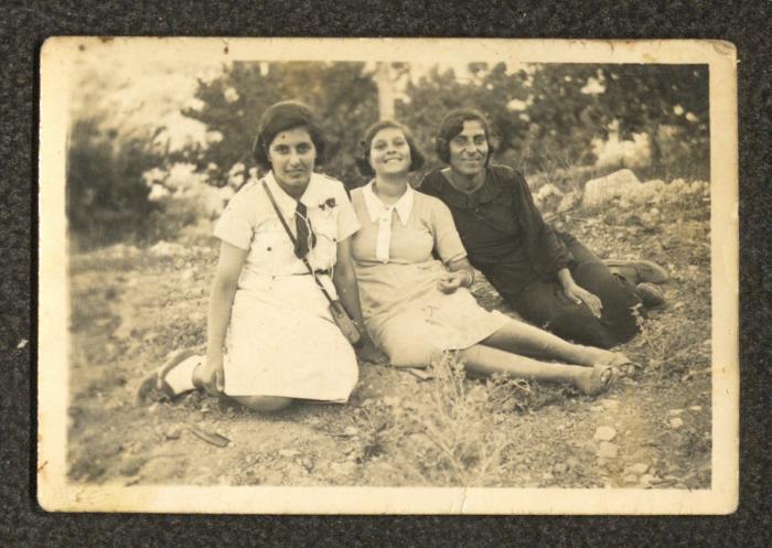 Onsura Touma and Friends, Beit Jala, the 1940s