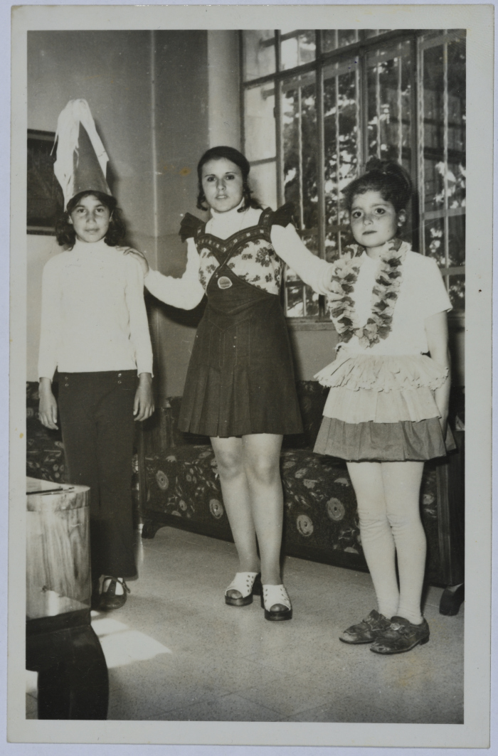 Girls from Dar al-Yatemat