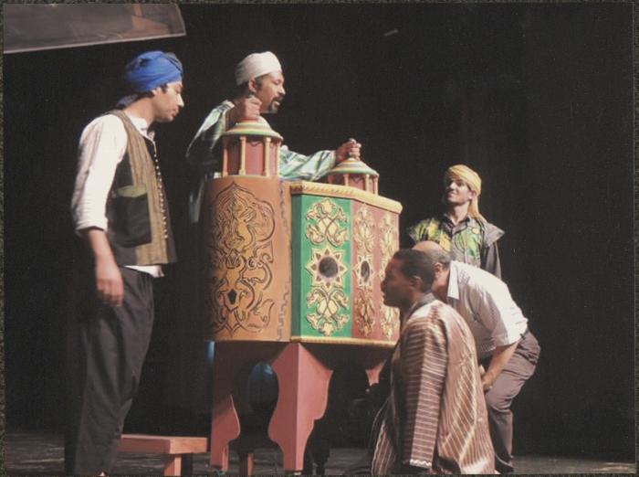 مشاركة صندوق العجب في 