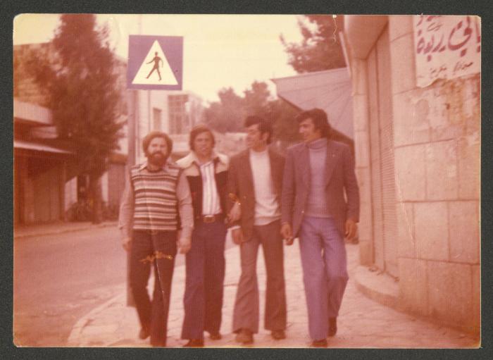 أصدقاء عادل الترتير، رام الله، 22 آذار 1975

