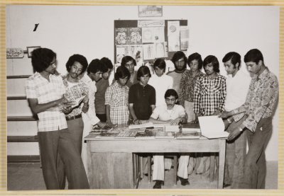 Students of the Arab Institute in Abu Dis in the library