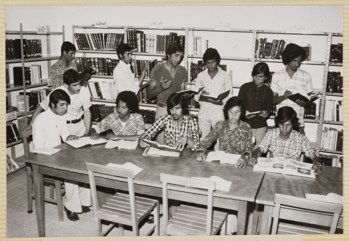 Students of the Arab Institute in Abu Dis in the library