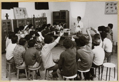 Students of the Arab Institute in Abu Dis during one of the science classes