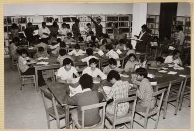 Students of the Arab Institute in Abu Dis in the library