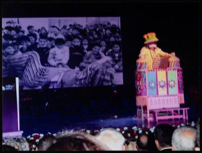 أبو العجب على خشبة المسرح البلدي، رام الله، 9 آذار 2017 
