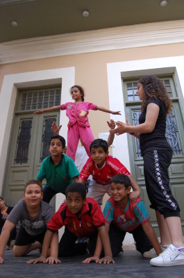 A Performance by the Palestinian Circus School in Cairo 
