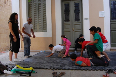 A Performance by the Palestinian Circus School in Cairo 