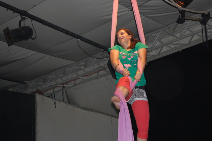 A Performance by the Palestinian Circus School in Cairo 