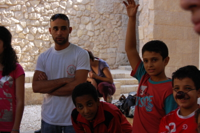 A Performance by the Palestinian Circus School in Cairo 