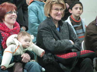 مدرسة سيرك فلسطين تقدم فرقة إيرلندية