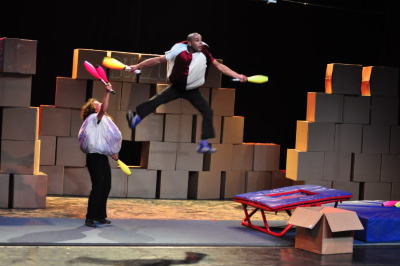 من عرض "لوين" الذي قدمته "مدرسة سيرك فلسطين"