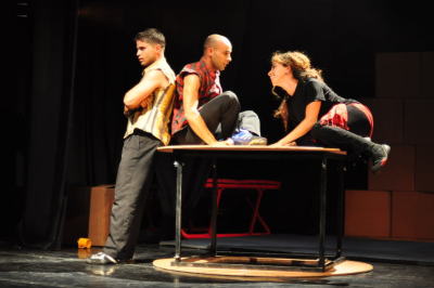 من عرض "لوين" الذي قدمته "مدرسة سيرك فلسطين"