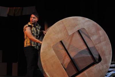 من عرض "لوين" الذي قدمته "مدرسة سيرك فلسطين"