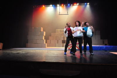 من عرض "لوين" الذي قدمته "مدرسة سيرك فلسطين"