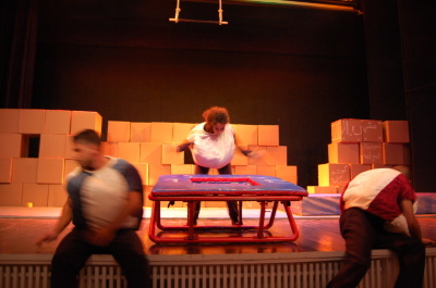 من عرض "لوين" الذي قدمته "مدرسة سيرك فلسطين"