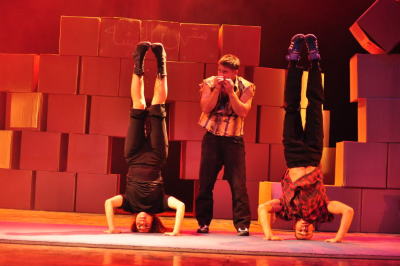 من عرض "لوين" الذي قدمته "مدرسة سيرك فلسطين"