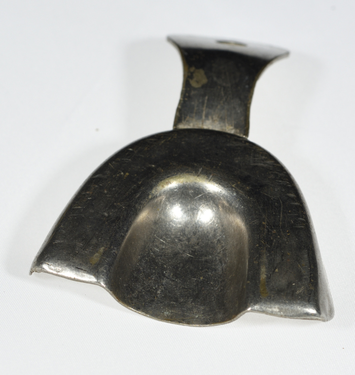 A Dental Instrument for Dentist Mikha'il Toubasi, the 1920s