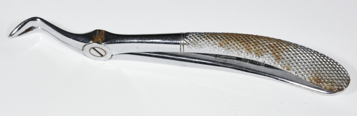 A Dental Instrument for Dentist Mikha'il Toubasi, the 1920s