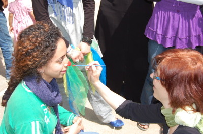 صورة من يومٍ مفتوح لمدرسة سيرك فلسطين في جنين، 2012
