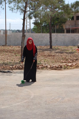 صورة من يومٍ مفتوح لمدرسة سيرك فلسطين في جنين، 2012

