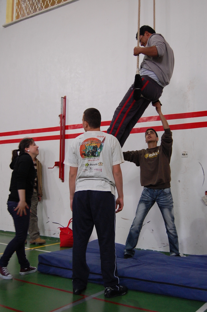 ملمح من يوم مفتوح نفذته مدرسة سيرك فلسطين في رام الله