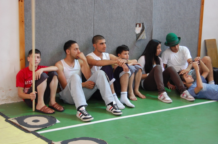 من تدريبات المدرسة الصيفية التي تقيمها 