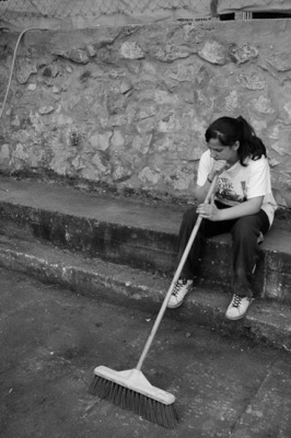 Cleaning the Headquarters Before the Renovation <br />
 