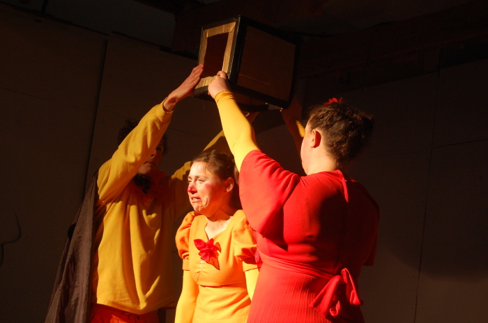 A Glimpse of a Performance by a Belgian Circus Troupe Hosted by the Palestinian Circus School	