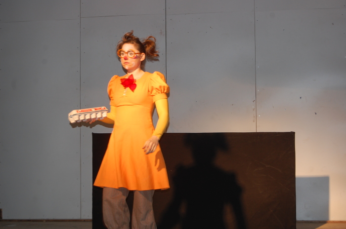 A Glimpse of a Performance by a Belgian Circus Troupe Hosted by the Palestinian Circus School	