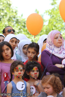 عرض لفرقة مدرسة سيرك فلسطين في المركز الثقافي الألماني الفرنسي 