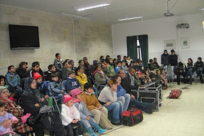 "أحلام للبيع"، مدرسة سيرك فلسطين، مركز غراس الثقافي
