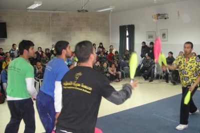 "أحلام للبيع"، مدرسة سيرك فلسطين، مركز غراس الثقافي
