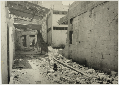 ركام منازل، مخيم البص، 1982