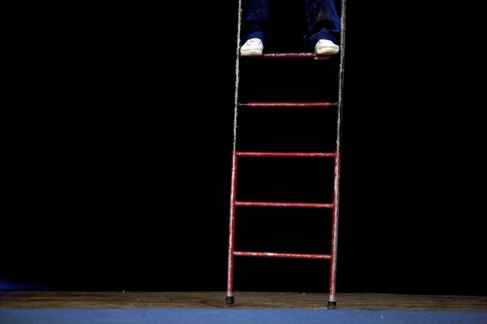 'Dreams for Sale', the Palestinian Circus School, at Saint Joseph School in Ramallah, 2010    <br />
 