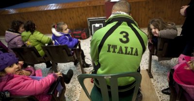 عرض أحلام للبيع في مدرسة راهبات ماريوسف في رام الله    <br />
 