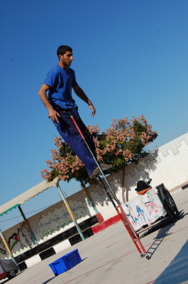 "أحلام للبيع"، مدرسة سيرك فلسطين، قلقيلية