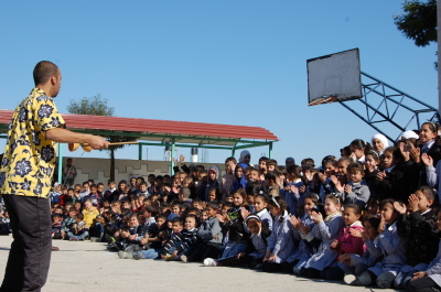 "أحلام للبيع"، مدرسة سيرك فلسطين، قلقيلية